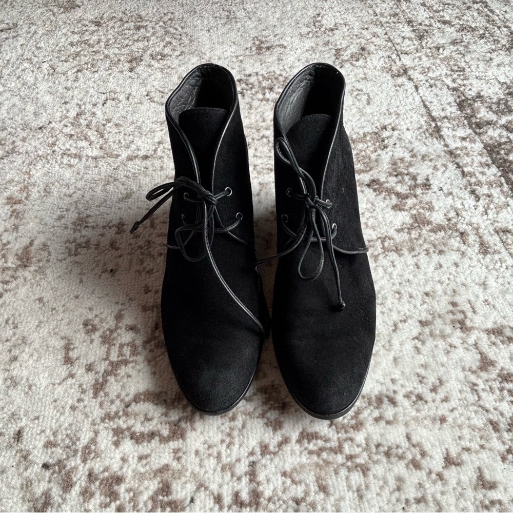 Stuart Weitzman Kalahari Lace-Up Hidden Black Wedge Bootie - Picture 2 of 7